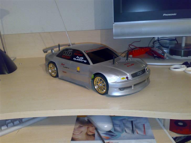 Bil hbx audi a4 billede 1