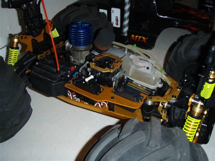 Off-Roader SINYN nitro bil (solgt) billede 2