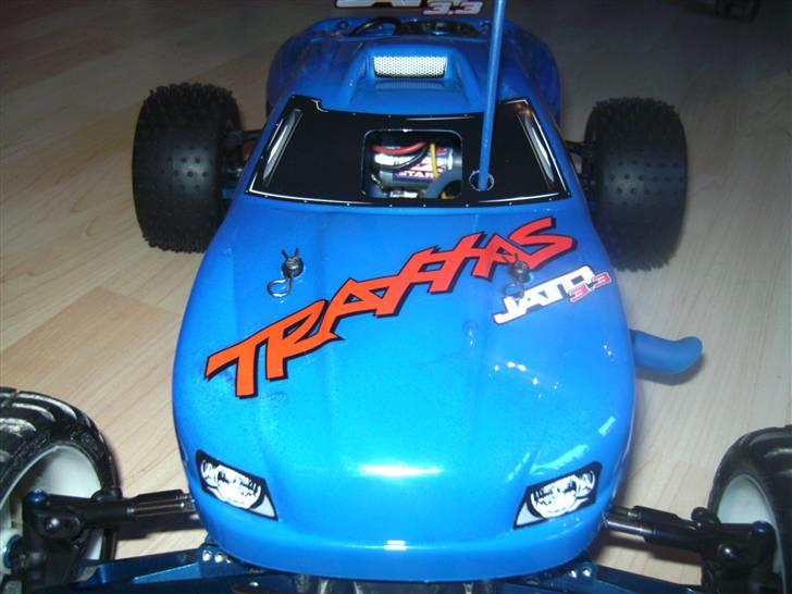 Bil Jato 3.3 billede 1