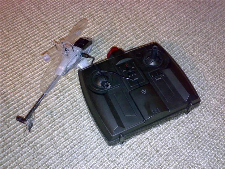 Helikopter PicooZ  Micro Helikopter billede 2