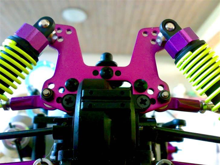Buggy Atomic Warhead - Støddæmper tårnet i forenden. billede 11