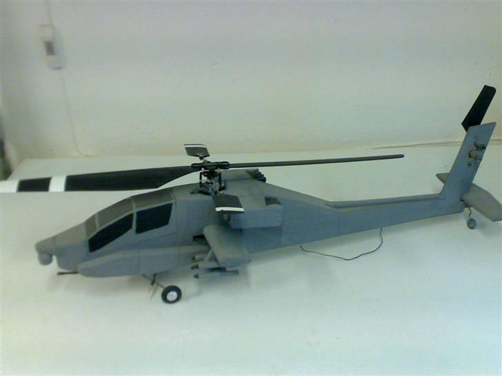 Helikopter walkera-apache billede 1