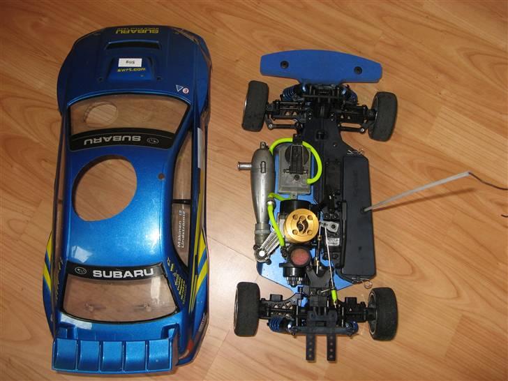 Bil subaru 1/10 (Solgt!) - to af de tre jeg har byd hvis du vil der er tre  billede 1