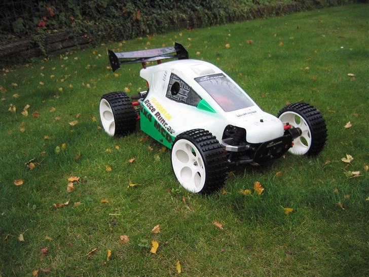 Buggy MCD Race Runner 1/6 solgt billede 3