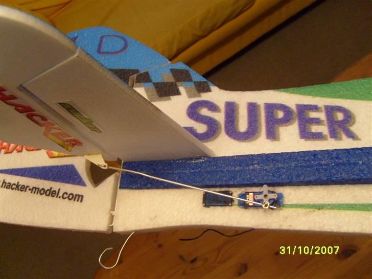 Fly Super Zoom - Servo og ror billede 16