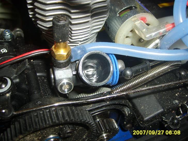 Truck Traxxas Jato -SOLGT-  - Den lille kaburator billede 8