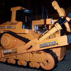 Lastbiler Bulldozer