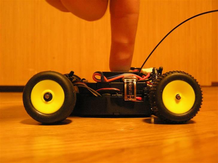 Truck Micro-T - med tryk på affjedringen :P billede 13