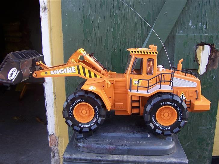 Lastbiler 92CM Monster Gummiged billede 2