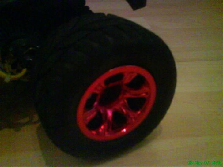 Off-Roader Bonzer Big Foot - Bilens nye dæk :D billede 7