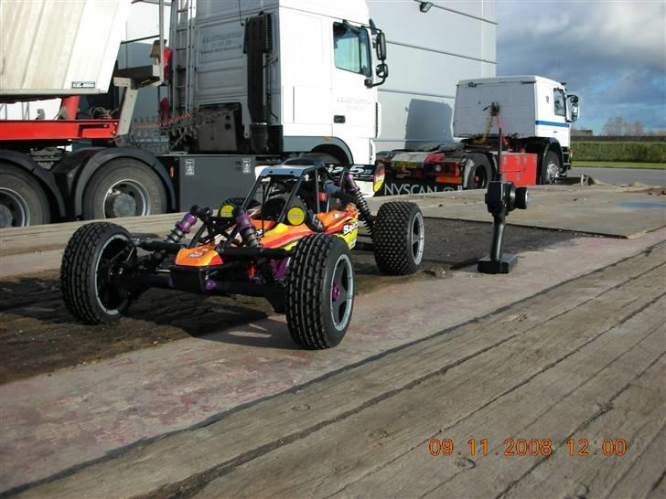 Buggy HPI Baja 5B "Byttet" - Ude og race lidt... billede 10