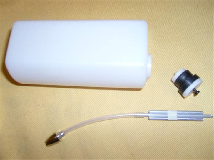 Fly Piper J3-40 R.I.P 2010 - Ny tank klar til montering billede 4