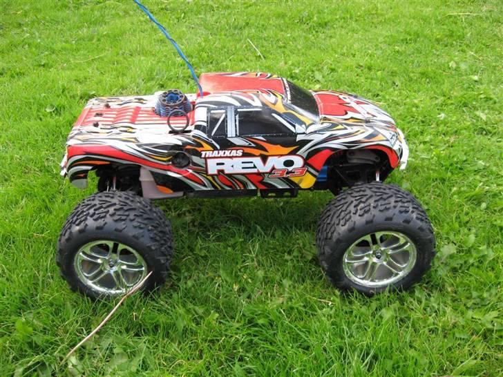 Truck Traxxas Revo 3,3 - Solgt billede 2