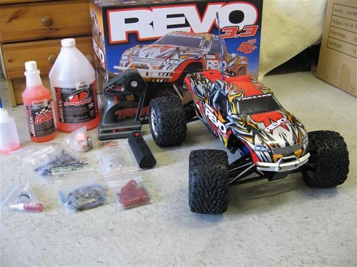 Truck Traxxas Revo 3,3 - Solgt billede 3