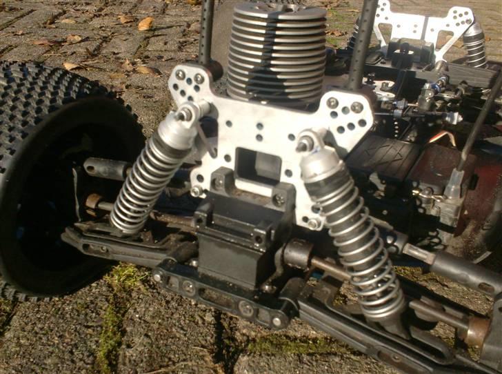 Off-Roader Carson Vulcano TIL SALG - Bemærk: Det blanke aluminium billede 15