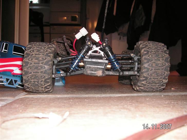 Off-Roader team ae rc18mt billede 6