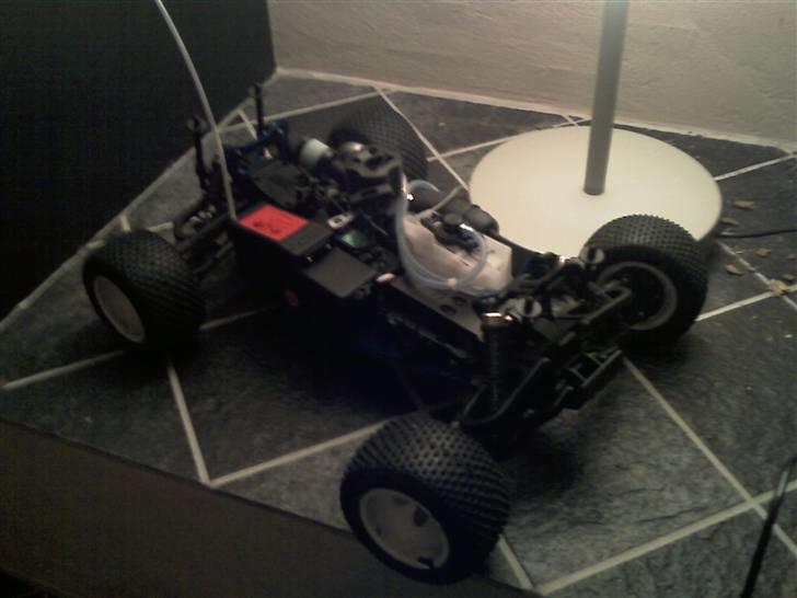 Off-Roader CEN NX Premier 4 - Grynet billede af "indmaden" billede 8