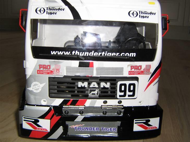 Lastbiler MAN 6718-F Tilsalg. billede 2