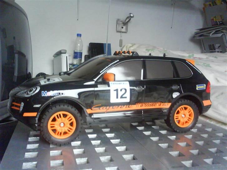 Off-Roader Tamiya Porsche Cayenne S billede 2