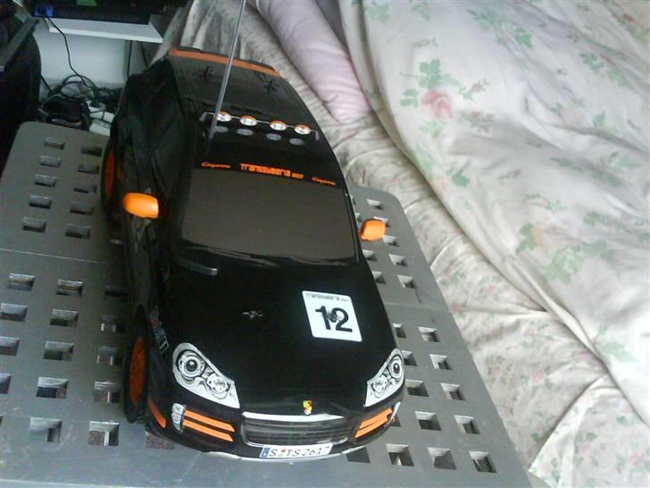 Off-Roader Tamiya Porsche Cayenne S billede 3