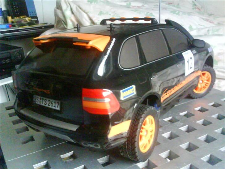 Off-Roader Tamiya Porsche Cayenne S billede 4
