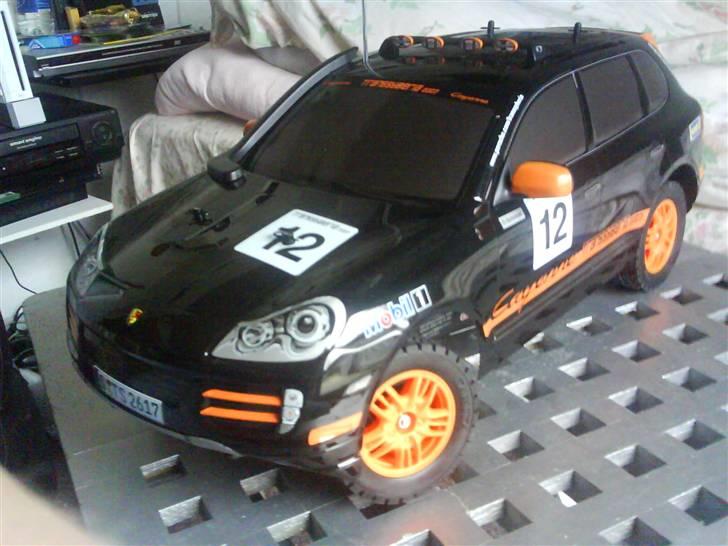 Off-Roader Tamiya Porsche Cayenne S billede 5