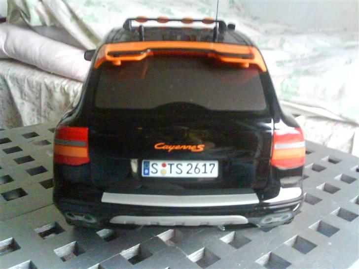 Off-Roader Tamiya Porsche Cayenne S billede 8