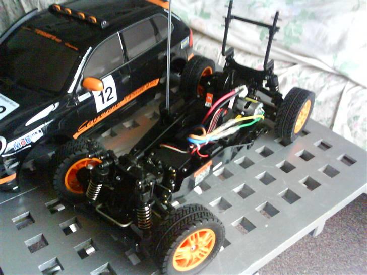 Off-Roader Tamiya Porsche Cayenne S billede 13