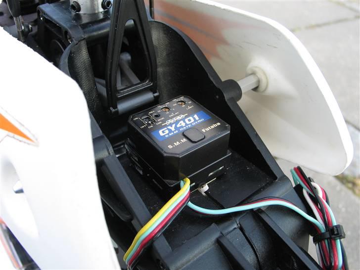 Helikopter raptor 30 v2 - ikke en rigtig rc-heli uden en FUTABA GY401 gyro billede 14