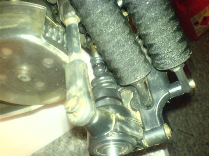 Off-Roader  FG monster truck  - så er der gummi på akslerne!! billede 3