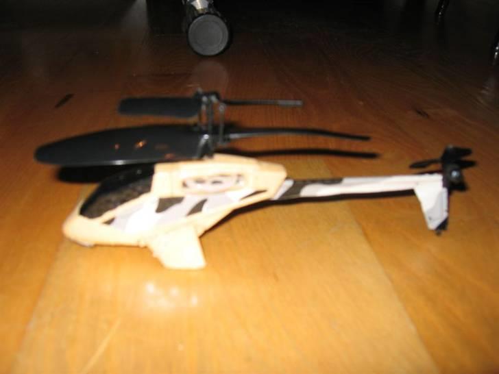 Helikopter Silverlit PicooZ(styrtet) billede 2