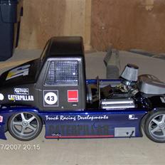 Bil FG Caterpillar "SOLGT"