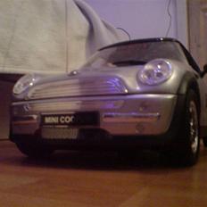 Bil mini cooper (SOLGT)