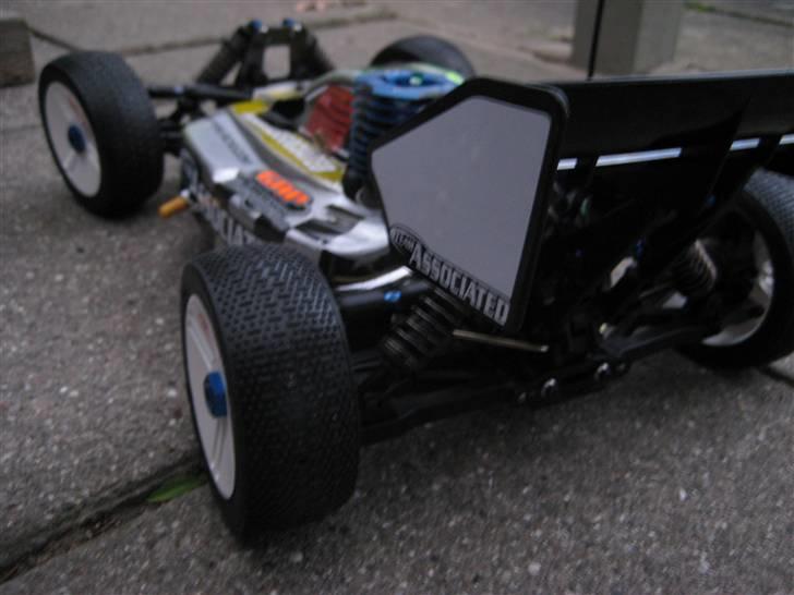Buggy Team asso FT RC8  billede 18