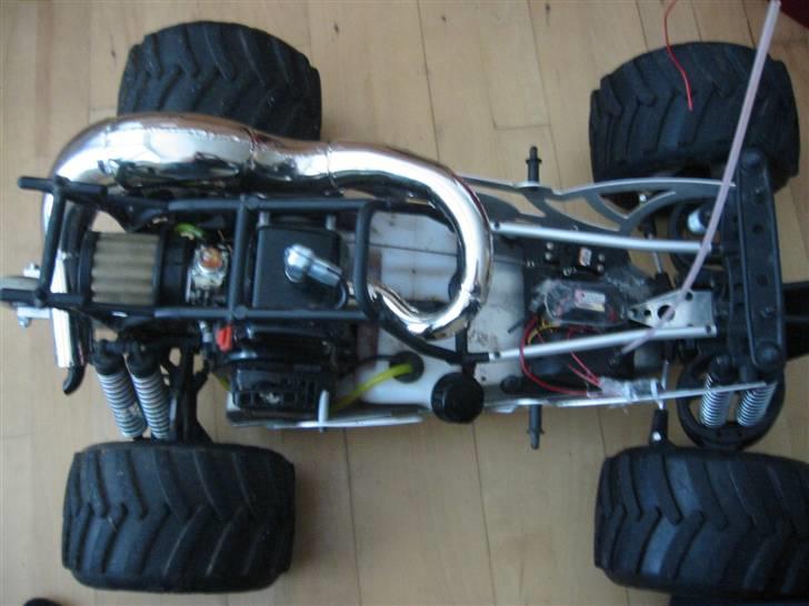 Off-Roader FG Monster Truck SOLGT - ja den fylder sku lidt men tak der er kommet power på den nu.. billede 12