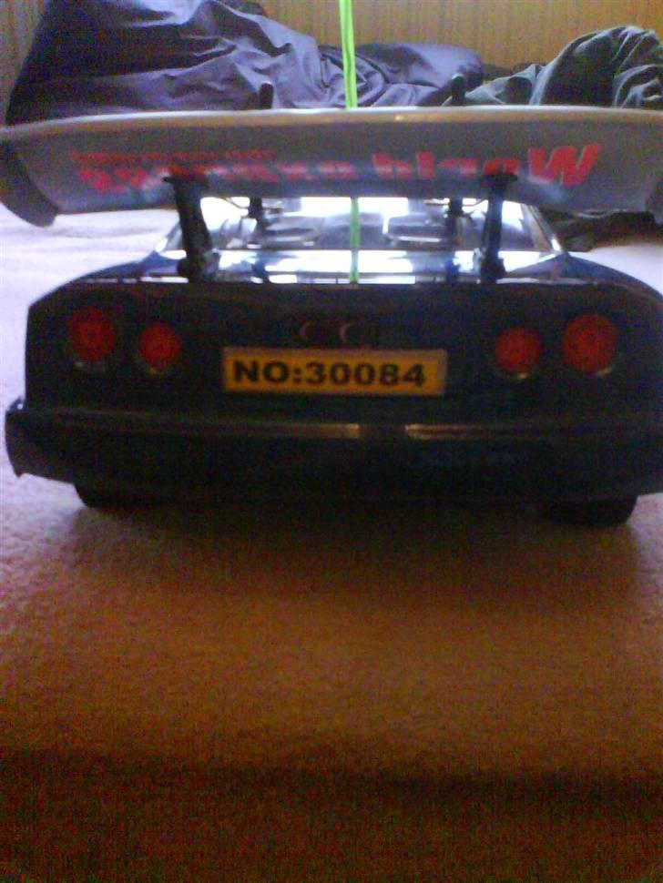 Bil nissan skyline HBX billede 1