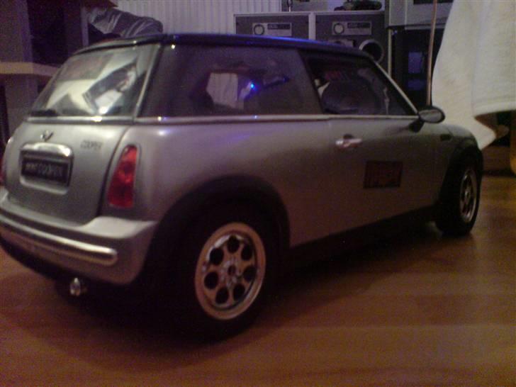 Bil mini cooper (SOLGT) - fra siden billede 5