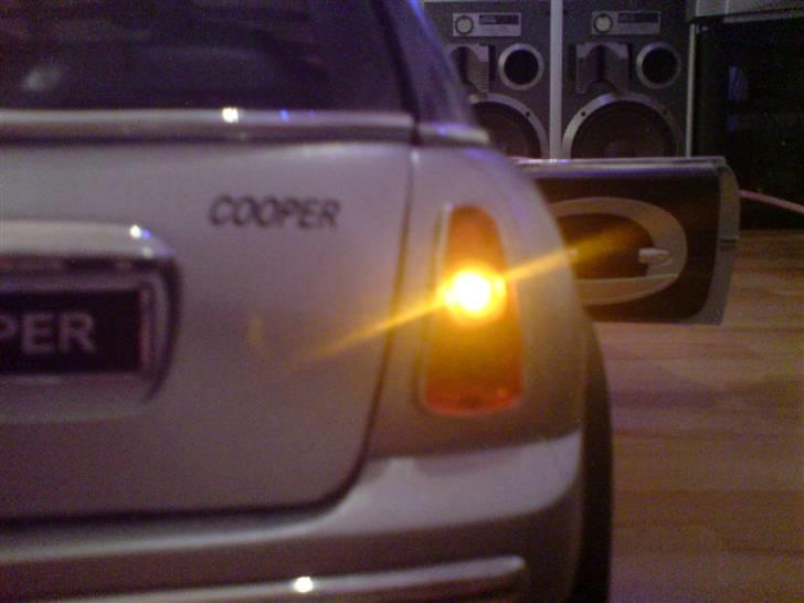 Bil mini cooper (SOLGT) - blinklys det blær billede 13