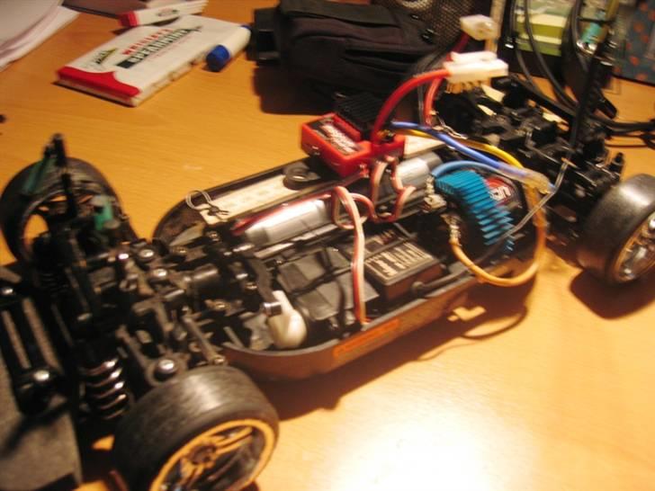 Bil Tamiya TT-01 (Solgt) billede 8