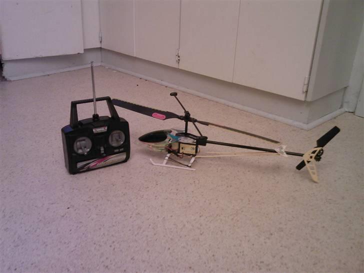 Helikopter ja en helikopter billede 5