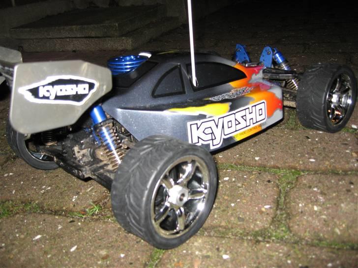 Bil kyosho inferno 7.5 sport3 billede 2