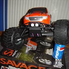 Off-Roader Savage 25