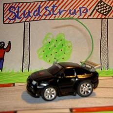 Bil *|*  Micro skyline *malet