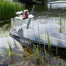 Båd Hjemmekonstrueret