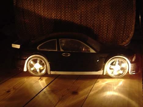 Bil Team BMW Sport - et til med lys på.. billede 6