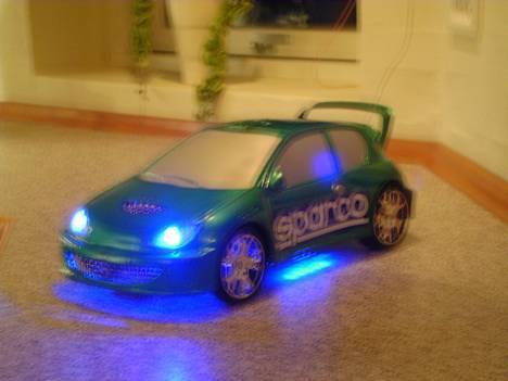 Bil Peugeot 206 Team Hjørring - Fra højre side..... billede 2