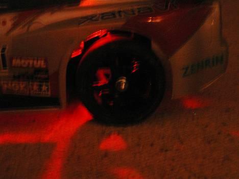 Bil NISSAN SKYLNE billede 5