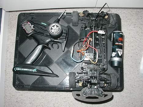 Bil NISSAN SKYLNE billede 6