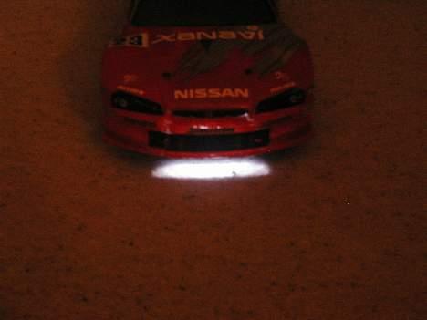 Bil NISSAN SKYLNE billede 10