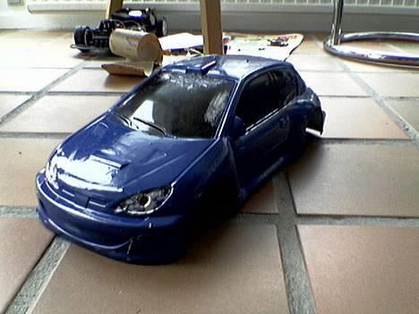 Bil Peugeot 206 "halvfærdig" - ja sådan ser den ud i øjeblikket billede 1